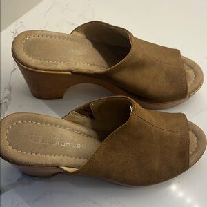 Laundry By Shelli Segal Women's Tan Mules